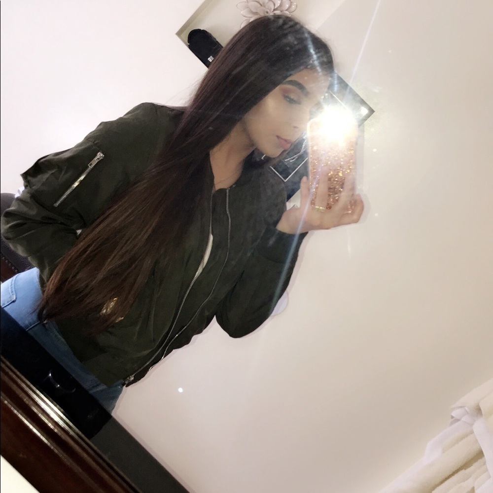 Meet your Posher, Evelyn